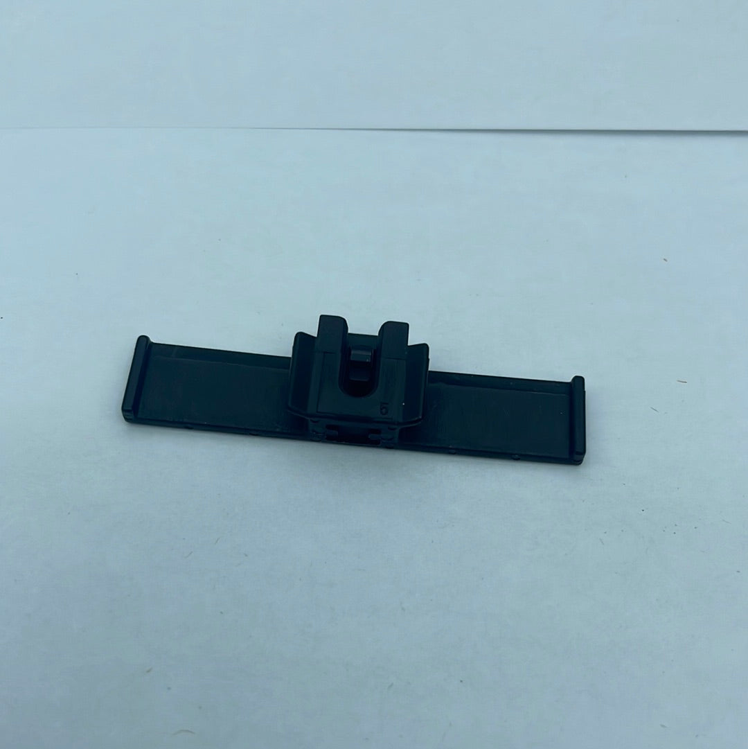 #10136 Main wiring harness Connector retainer stud Plastic Genuine Harley-Davidson product Used on all Touring models from 1994-2005 Used on all Softail models from 2000-2006 Used on all XL models from 1994-2003 Obsolete-So once they are gone their GONE!