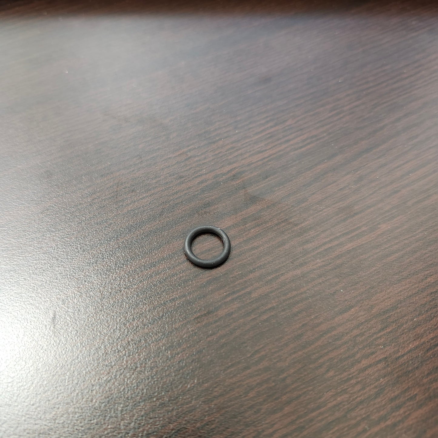 #11202 XL Sportster Air cleaner breather bolt O-ring