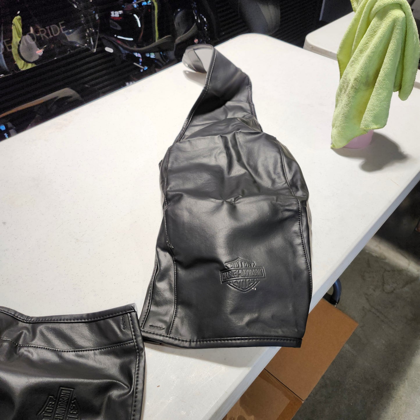 Tri-glide rear fender bras