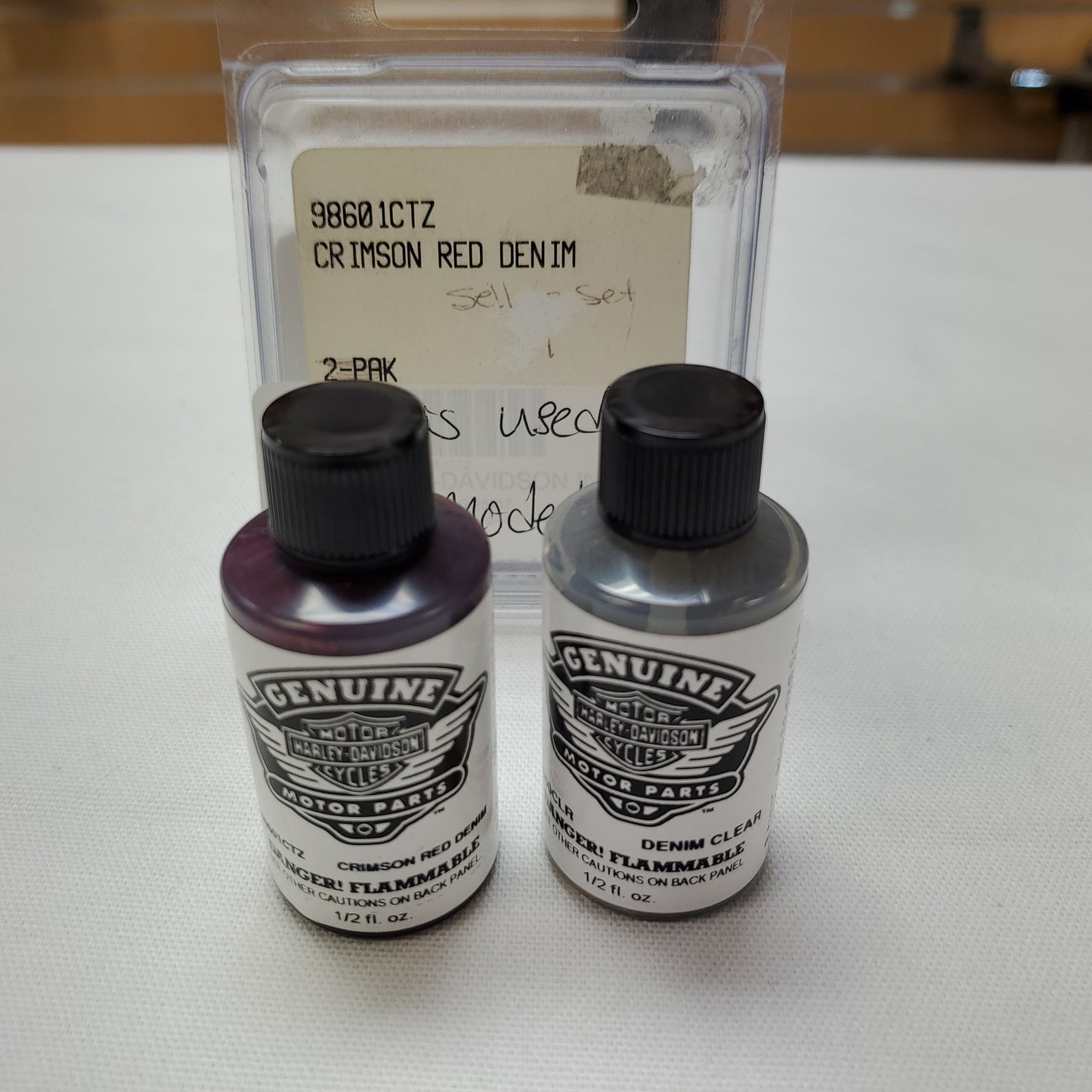 Genuine Harley-Davidson touch up paint kit Kit Includes Crimson red denim and denim clear top coat #98601CTZ Color was used for 2008 model year motorcycles