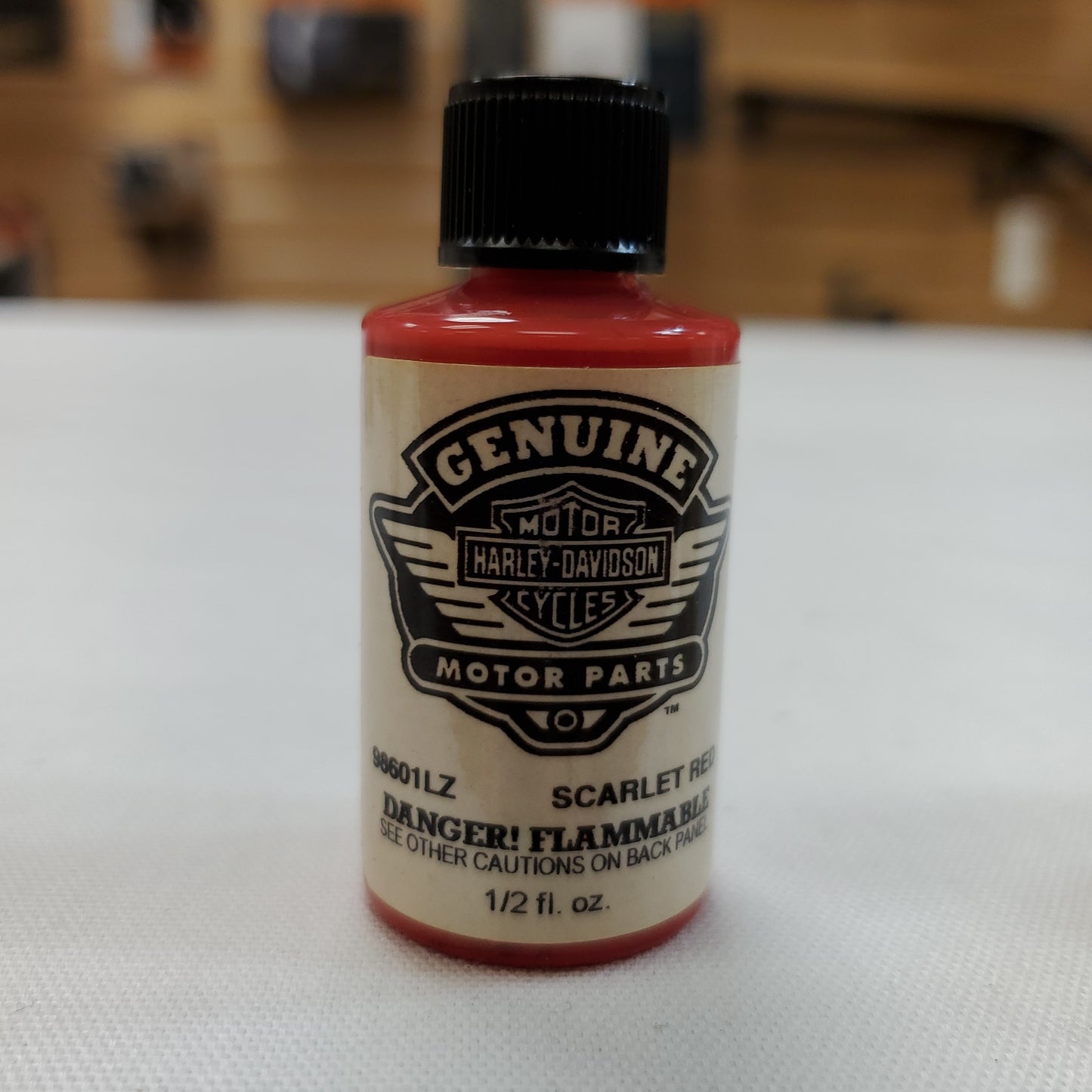 Genuine Harley-Davidson Touch up paint kit #94397 Kit includes Scarlet red and Clear Top Coat Color is used for 2011 model year
