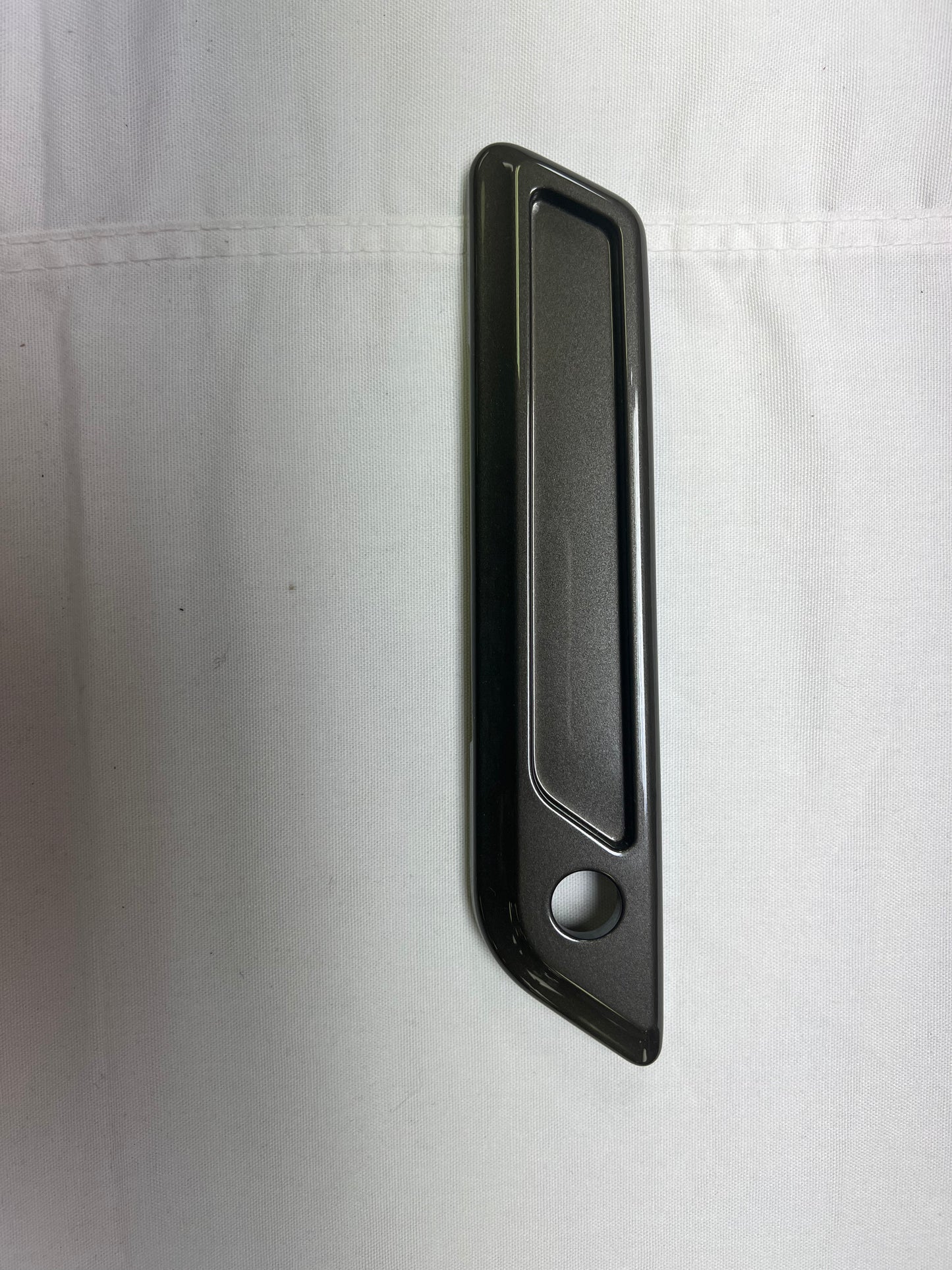 River Rock Right saddlebag hinge cover Part#90200984EEZ, Stonewall Harley-Davidson