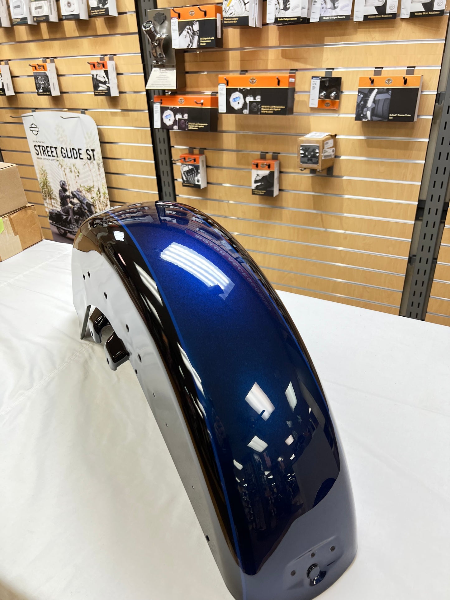 Big Blue Pearl/Vivid Black Front Fender 2-tone Part #59112-12DJR, Stonewall Harley-Davidson