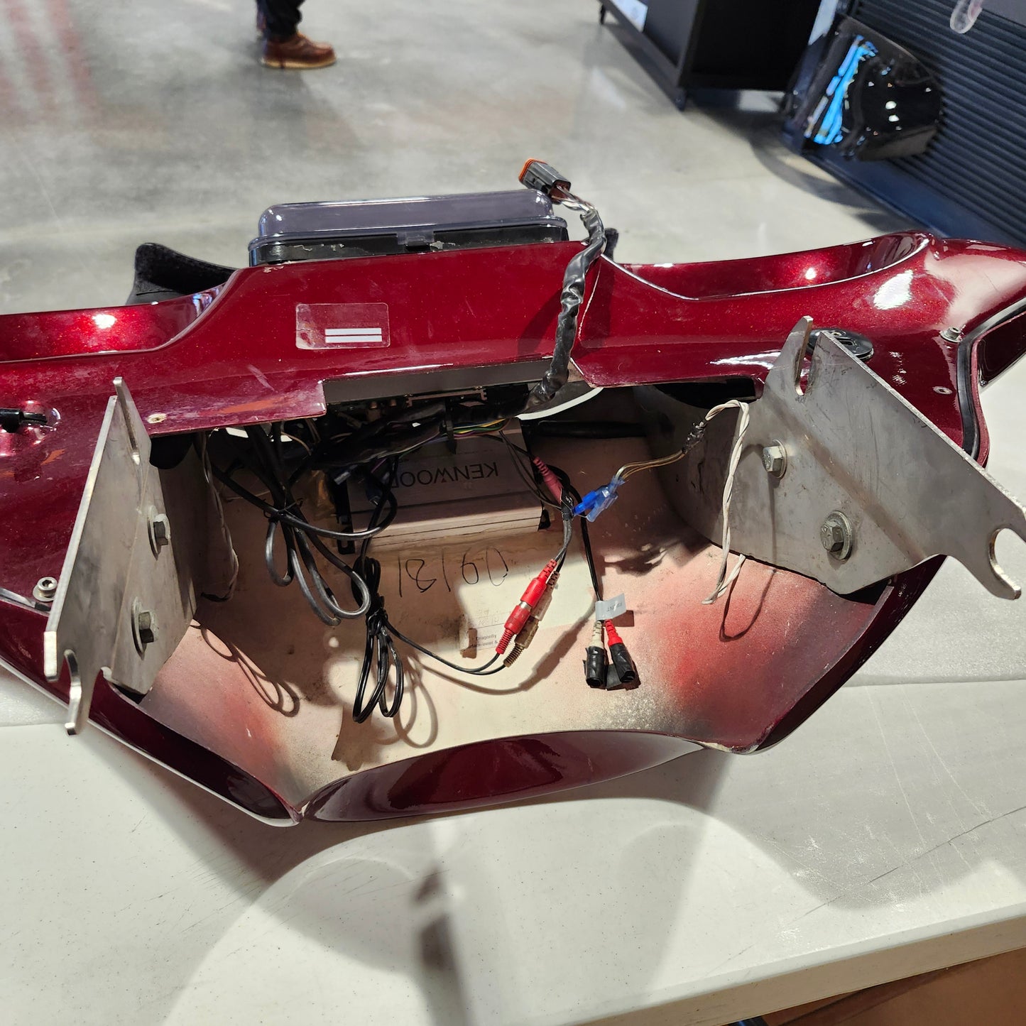 Outer fairing kit with audio