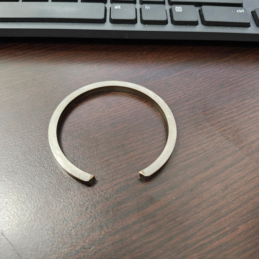 #11160A Left Crankshaft Bearing Clip