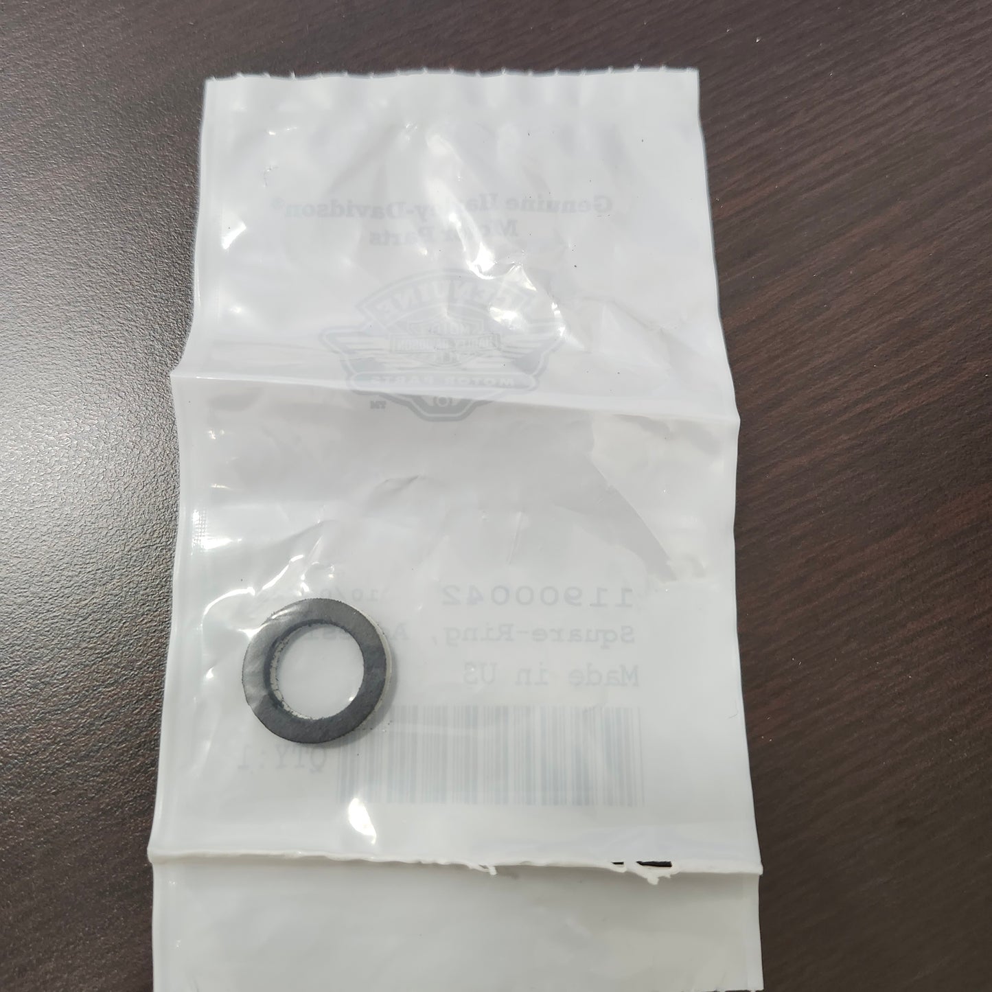 #11900042 Adhesive square ring