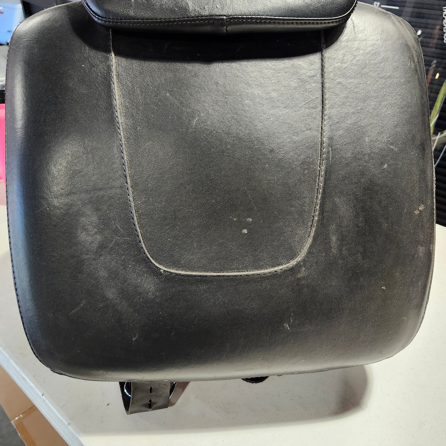 Road king leather tourpack with mounting rack