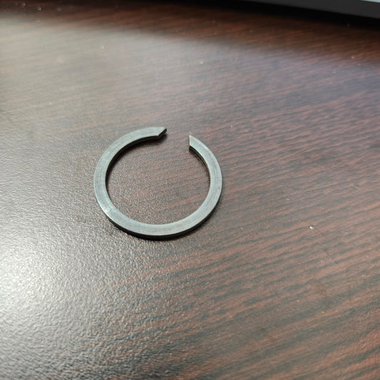 #11067 transmission gear retaining ring

Fits 1994-2006 5 speed transmissions models

Contact store for exact fitment

Genuine Harley-Davidson product