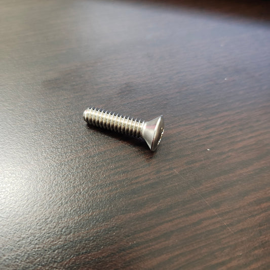 #1357W Passenger backrest pad mounting screw/XL side cover screw

Genuine Harley-Davidson product

Fits: 1987-1990 softail and dyna models

Fits: 1991-1997 XL models

Contact the store for exact fitment