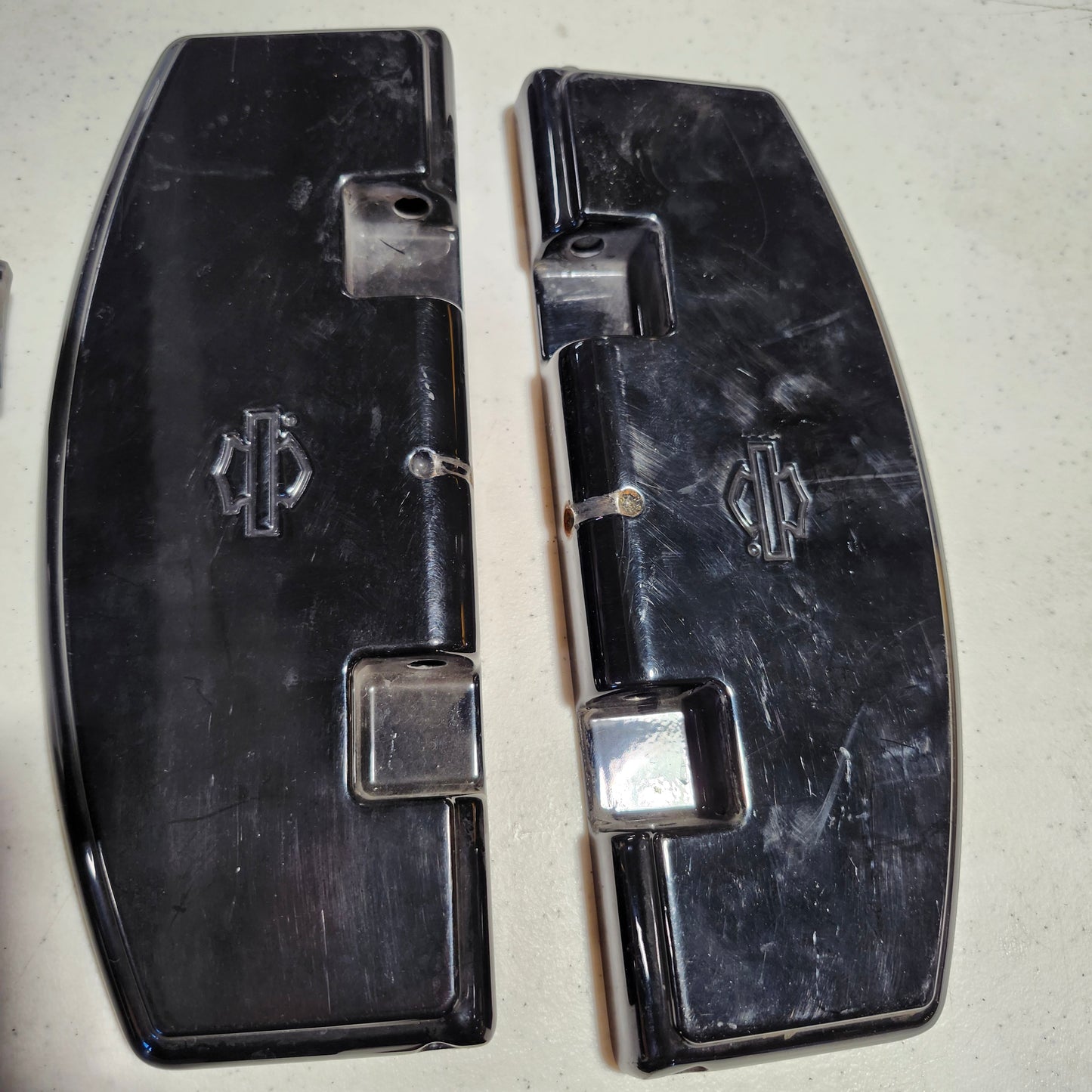 M8 Soft tail passenger floorboards with spacer mounts