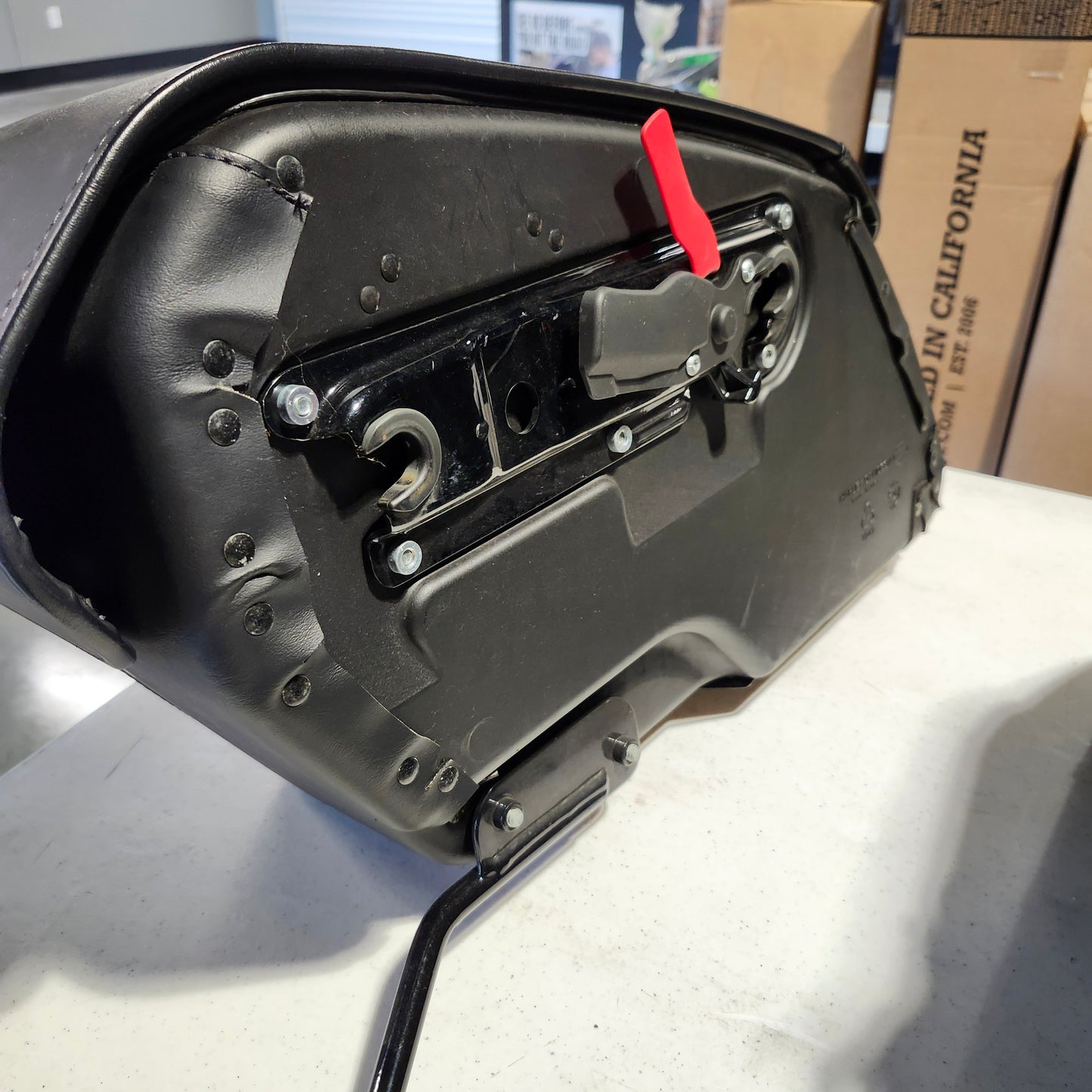 M8 fatboy detachable saddlebags