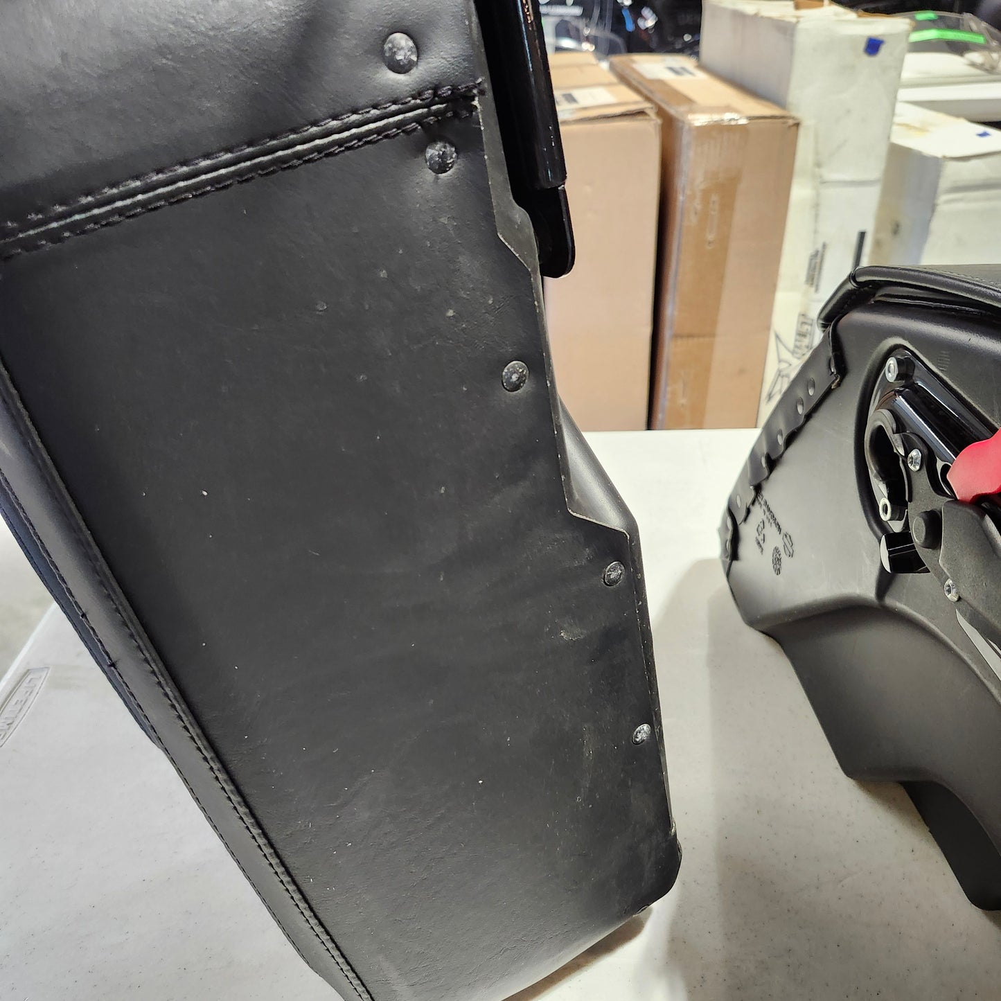 M8 fatboy detachable saddlebags