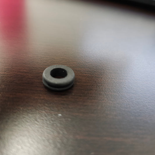 #11431 fender grommet

Fits Multiple 1984 and earlier models&nbsp;

Contact store for exact fitment.

Obsolete part-no returns and no exchanges