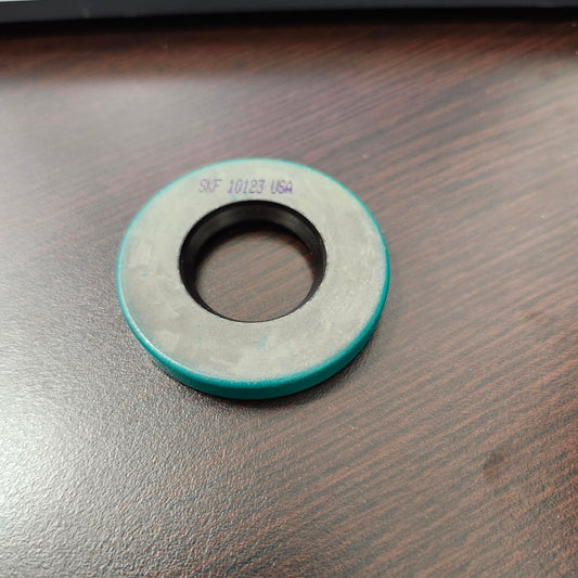 #12018 Inner primary oil seal

Fits 1980 and earlier models

Contact store for exact fitment

Genuine Harley-Davidson products