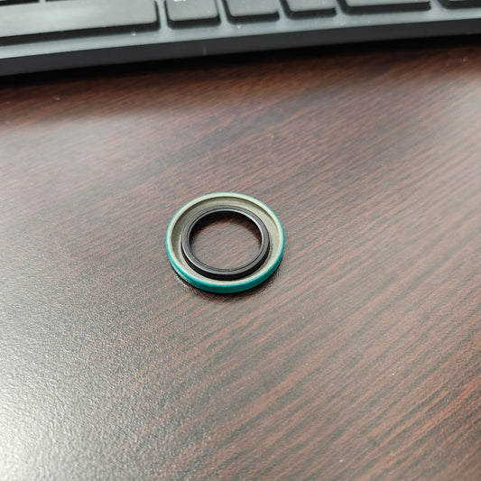 #12043 transmission oil seal

Fits: 1980-1983 tour glide models

Genuine Harley-Davidson products

Obsolete part-no returns and no exchanges