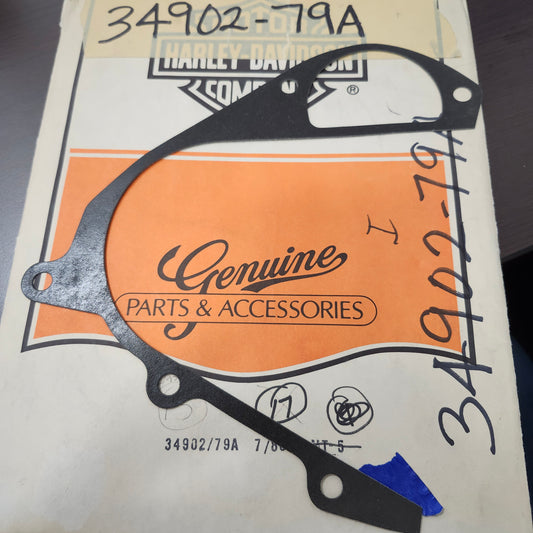 #34902-79A

Inner primary chaincase to transmision gasket

Genuine Parts and Accessories