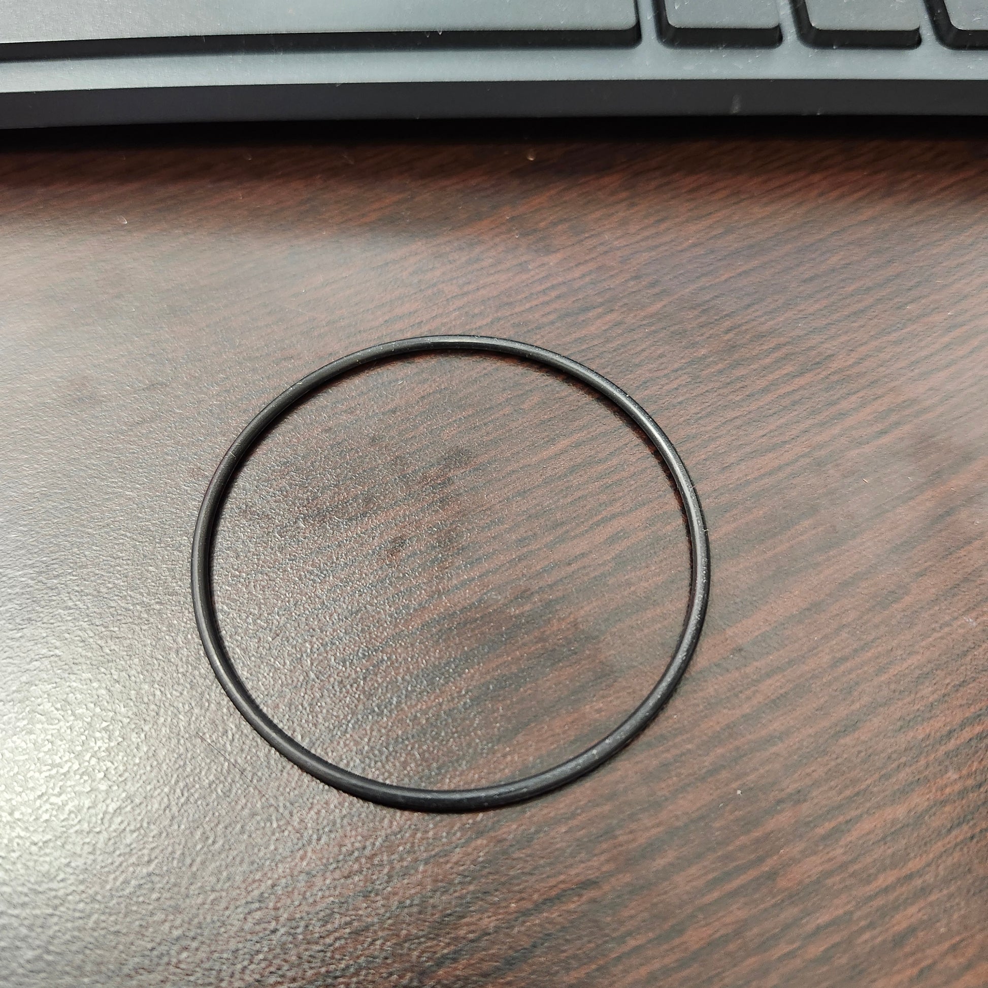 #11173 Softail front hub O-ring

Genuine Harley-Davidson products

Fits 1986-1996 FL Softail models with the front wheel hub O-ring

Obsolete part-no returns and no exchanges