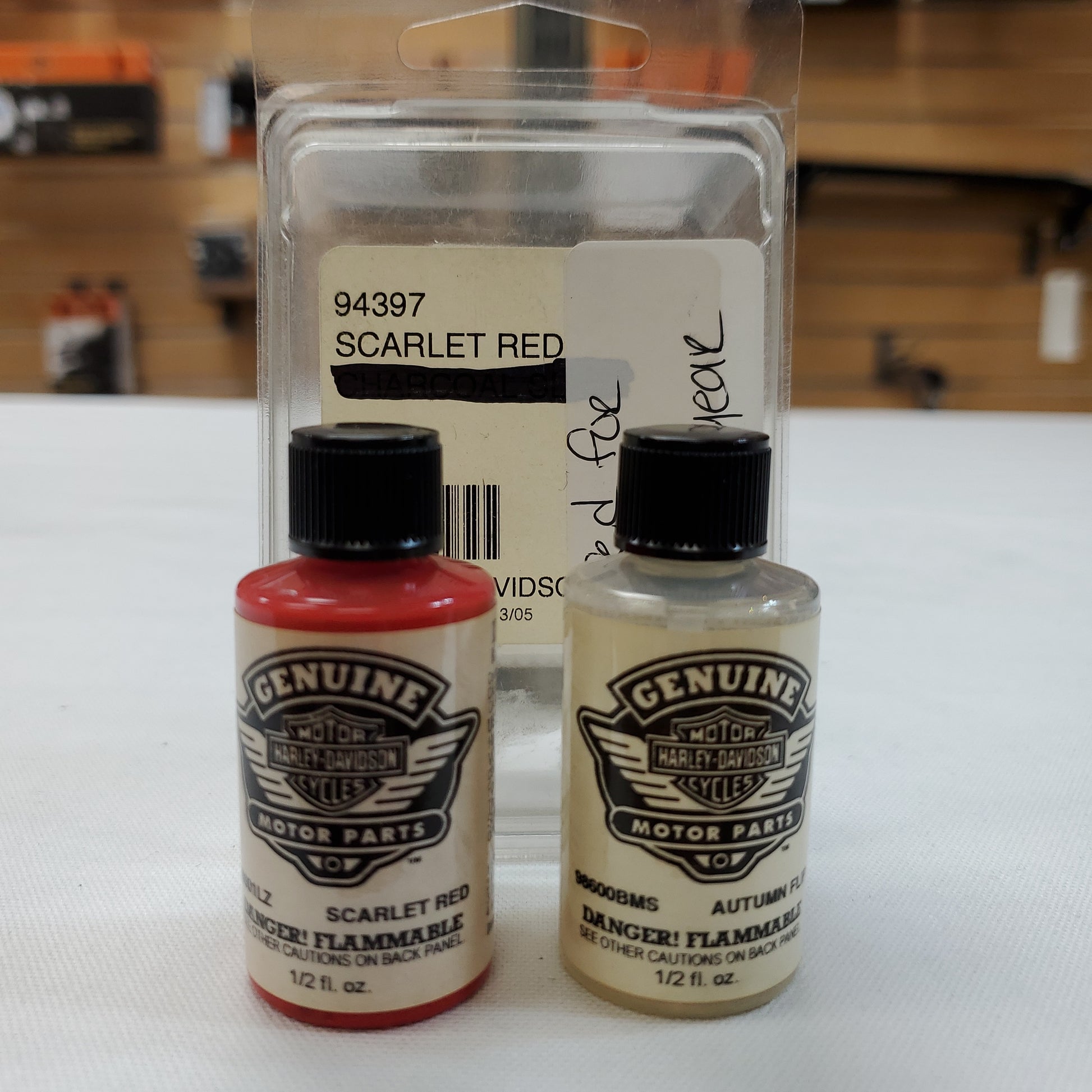 Genuine Harley-Davidson Touch up paint kit  #94397  Kit includes Scarlet red and Clear Top Coat  Color is used for 2011 model year