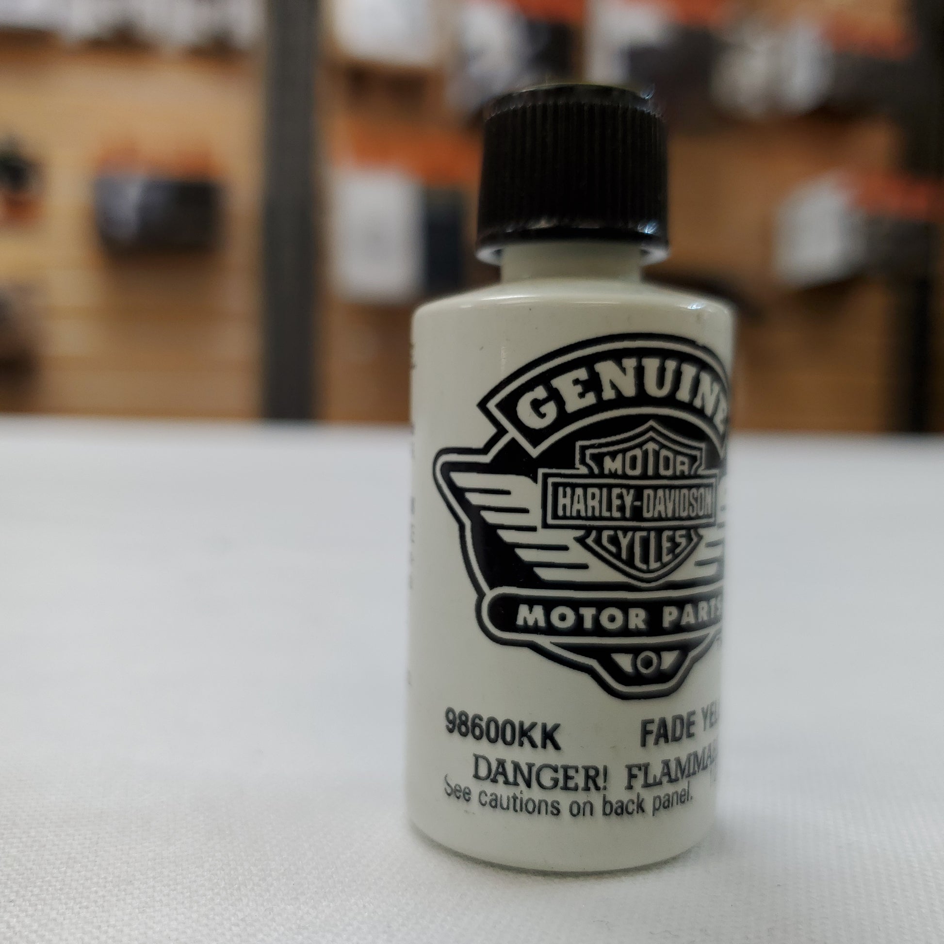 #98600KK  Genuine Harley-Davidson Touch up paint